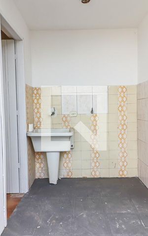 Casa à venda com 140m², 3 quartos e 3 vagas Casa à venda com 140m², 3 quartos e 3 vagasLavanderia