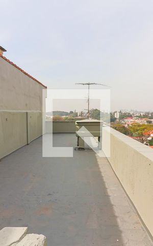 Casa à venda com 140m², 3 quartos e 3 vagas Casa à venda com 140m², 3 quartos e 3 vagasLavanderia