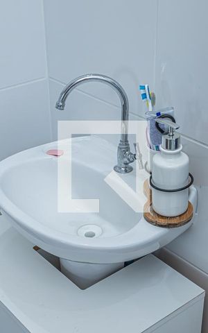 Apartamento para alugar com 50m², 2 quartos e 1 vaga Apartamento para alugar com 50m², 2 quartos e 1 vagaBanheiro suite