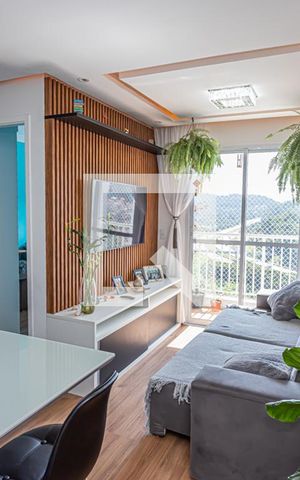 Apartamento para alugar com 50m², 2 quartos e 1 vaga Apartamento para alugar com 50m², 2 quartos e 1 vagaSala