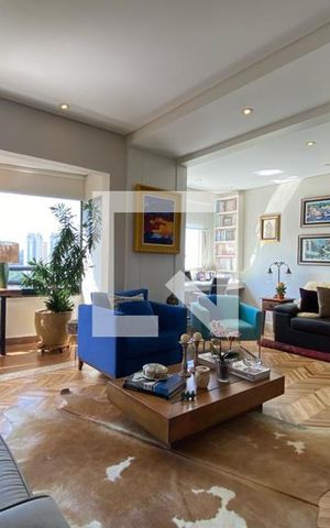 Apartamento à venda com 189m², 2 quartos e 4 vagas Apartamento à venda com 189m², 2 quartos e 4 vagasSala de TV