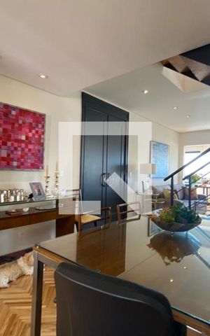 Apartamento à venda com 189m², 2 quartos e 4 vagas Apartamento à venda com 189m², 2 quartos e 4 vagasSala de Jantar