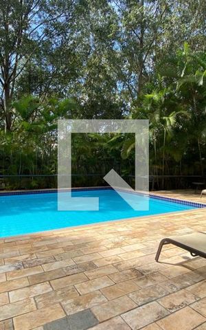 Apartamento à venda com 189m², 2 quartos e 4 vagas Apartamento à venda com 189m², 2 quartos e 4 vagasÁrea comum - Piscina