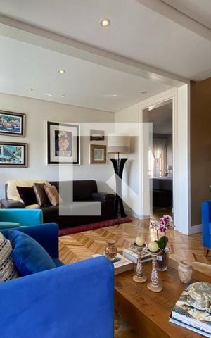 Apartamento à venda com 189m², 2 quartos e 4 vagas Apartamento à venda com 189m², 2 quartos e 4 vagasSala