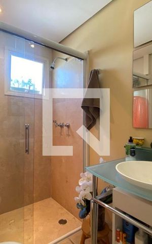 Apartamento à venda com 189m², 2 quartos e 4 vagas Apartamento à venda com 189m², 2 quartos e 4 vagasLavabo