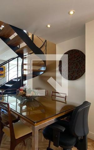 Apartamento à venda com 189m², 2 quartos e 4 vagas Apartamento à venda com 189m², 2 quartos e 4 vagasSala de Jantar