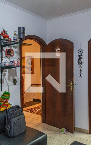 Casa à venda com 289m², 6 quartos e 6 vagasQuarto Suíte 4