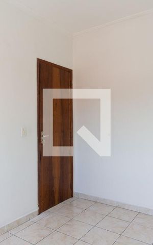Casa à venda com 165m², 3 quartos e 7 vagas Casa à venda com 165m², 3 quartos e 7 vagasQuarto 1
