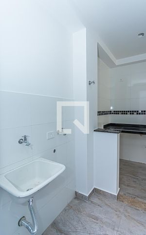 Apartamento para alugar com 46m², 2 quartos e sem vaga Apartamento para alugar com 46m², 2 quartos e sem vagaÁrea de Serviço