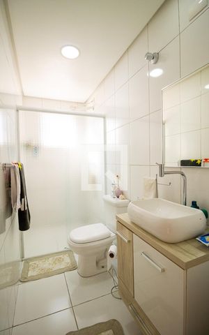 Casa à venda com 175m², 3 quartos e sem vaga Casa à venda com 175m², 3 quartos e sem vagaBanheiro