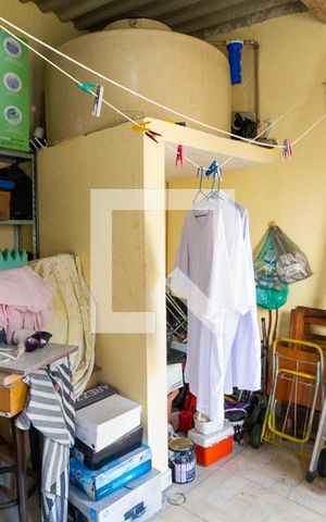 Casa à venda com 175m², 3 quartos e sem vaga Casa à venda com 175m², 3 quartos e sem vagaQuarto de serviço