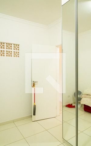 Casa à venda com 175m², 3 quartos e sem vaga Casa à venda com 175m², 3 quartos e sem vagaQuarto 2