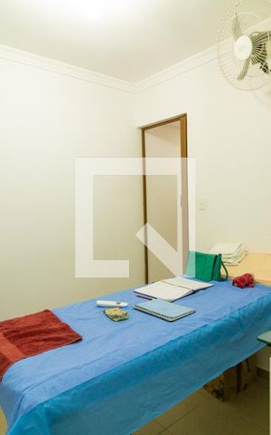 Casa à venda com 175m², 3 quartos e sem vaga Casa à venda com 175m², 3 quartos e sem vagaEdícula