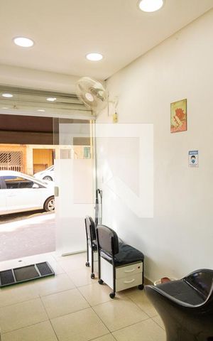 Casa à venda com 175m², 3 quartos e sem vaga Casa à venda com 175m², 3 quartos e sem vagaEdícula
