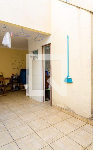 Casa à venda com 175m², 3 quartos e sem vaga Casa à venda com 175m², 3 quartos e sem vagaÁrea Gourmet