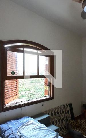 Casa à venda com 240m², 3 quartos e 2 vagas Casa à venda com 240m², 3 quartos e 2 vagasquarto 2