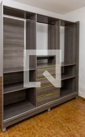 Casa à venda com 181m², 3 quartos e 3 vagas Casa à venda com 181m², 3 quartos e 3 vagasQuarto de Serviço
