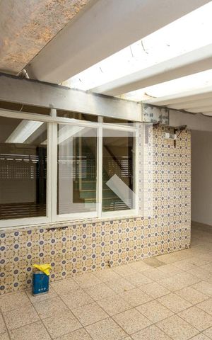 Casa à venda com 181m², 3 quartos e 3 vagas Casa à venda com 181m², 3 quartos e 3 vagasGaragem