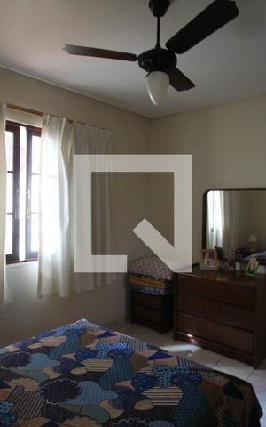 Casa à venda com 110m², 2 quartos e 2 vagas Casa à venda com 110m², 2 quartos e 2 vagasQuarto 1