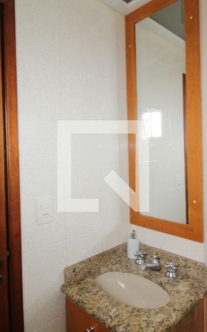 Apartamento à venda com 155m², 3 quartos e 2 vagasBanheiro Suite 1