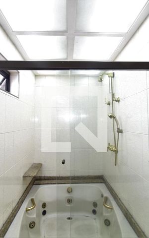 Apartamento à venda com 155m², 3 quartos e 2 vagasBanheiro Suite 2