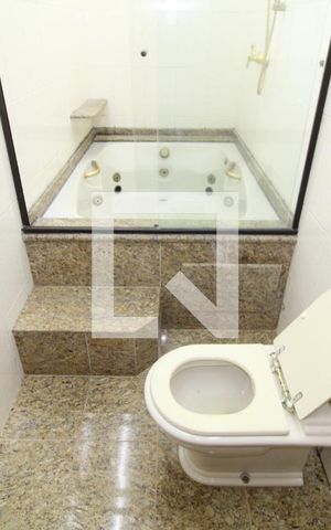 Apartamento à venda com 155m², 3 quartos e 2 vagasBanheiro Suite 2