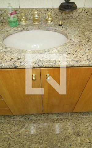 Apartamento à venda com 155m², 3 quartos e 2 vagasBanheiro Suite 2