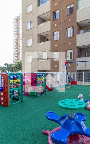 Apartamento à venda com 49m², 2 quartos e 1 vaga Apartamento à venda com 49m², 2 quartos e 1 vagaÁrea comum - Playground