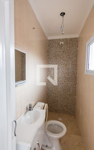 Apartamento à venda com 77m², 3 quartos e 1 vaga Apartamento à venda com 77m², 3 quartos e 1 vagaBanheiro da Suíte 2