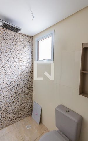 Apartamento à venda com 77m², 3 quartos e 1 vaga Apartamento à venda com 77m², 3 quartos e 1 vagaBanheiro de Serviço