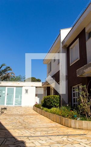 Casa de condomínio à venda com 95m², 3 quartos e 3 vagas Casa de condomínio à venda com 95m², 3 quartos e 3 vagasÁrea comum