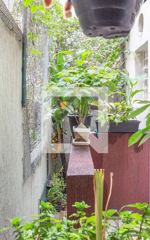 Casa à venda com 140m², 4 quartos e sem vaga Casa à venda com 140m², 4 quartos e sem vagaVista da Sala