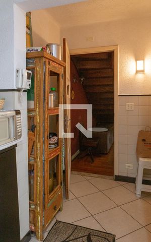 Casa à venda com 140m², 4 quartos e sem vaga Casa à venda com 140m², 4 quartos e sem vagaCozinha