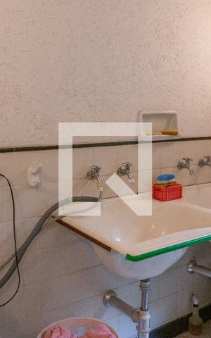 Casa à venda com 140m², 4 quartos e sem vaga Casa à venda com 140m², 4 quartos e sem vagaÁrea de Serviço