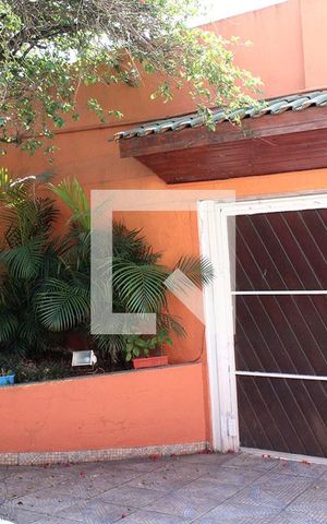 Casa à venda com 370m², 3 quartos e 5 vagas Casa à venda com 370m², 3 quartos e 5 vagasJardim
