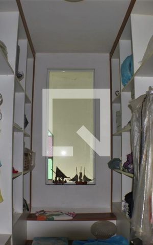 Casa à venda com 650m², 3 quartos e 2 vagasCloset