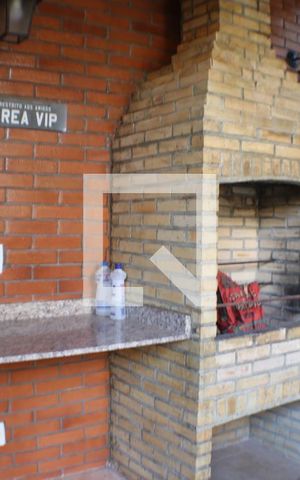 Casa à venda com 650m², 3 quartos e 2 vagasÁrea comum - Churrasqueira