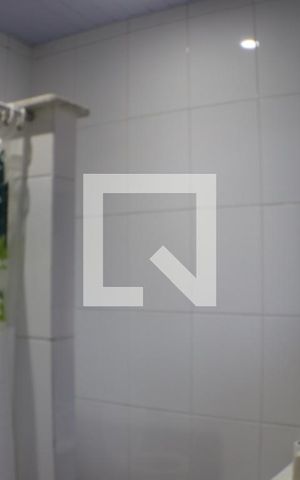 Casa à venda com 650m², 3 quartos e 2 vagasBanheiro de Serviço  
