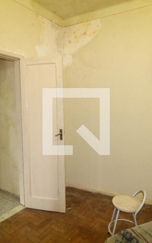 Casa à venda com 68m², 2 quartos e 2 vagas Casa à venda com 68m², 2 quartos e 2 vagasQuarto 2