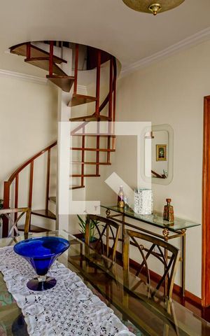 Apartamento à venda com 127m², 3 quartos e 1 vaga Apartamento à venda com 127m², 3 quartos e 1 vagaSala