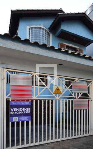 Casa para alugar com 479m², 4 quartos e 12 vagasFachada
