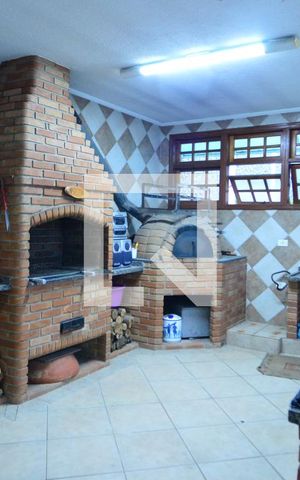 Casa para alugar com 479m², 4 quartos e 12 vagasChurrasqueira