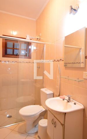 Casa para alugar com 479m², 4 quartos e 12 vagasbanheiro da garagem