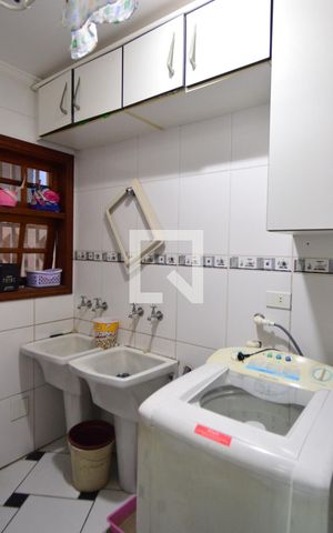 Casa para alugar com 479m², 4 quartos e 12 vagasÁrea de Serviço