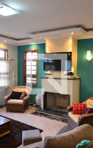 Casa para alugar com 479m², 4 quartos e 12 vagasSala