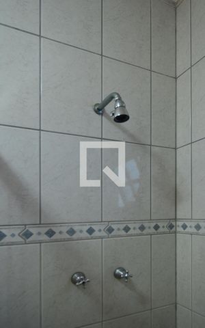 Casa para alugar com 479m², 4 quartos e 12 vagasBanheiro da Suíte 2