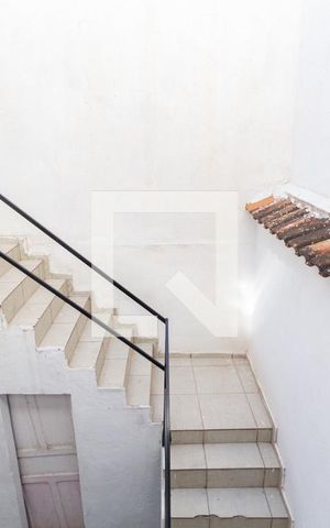 Casa de condomínio à venda com 120m², 4 quartos e sem vaga Casa de condomínio à venda com 120m², 4 quartos e sem vagaVista da cozinha (segundo andar)