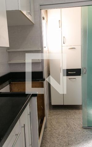 Apartamento à venda com 60m², 2 quartos e 1 vaga Apartamento à venda com 60m², 2 quartos e 1 vagaCozinha