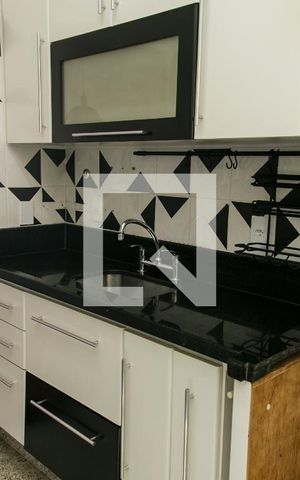 Apartamento à venda com 60m², 2 quartos e 1 vaga Apartamento à venda com 60m², 2 quartos e 1 vagaCozinha