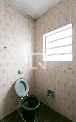 Casa à venda com 70m², 2 quartos e 1 vagaBanheiro 